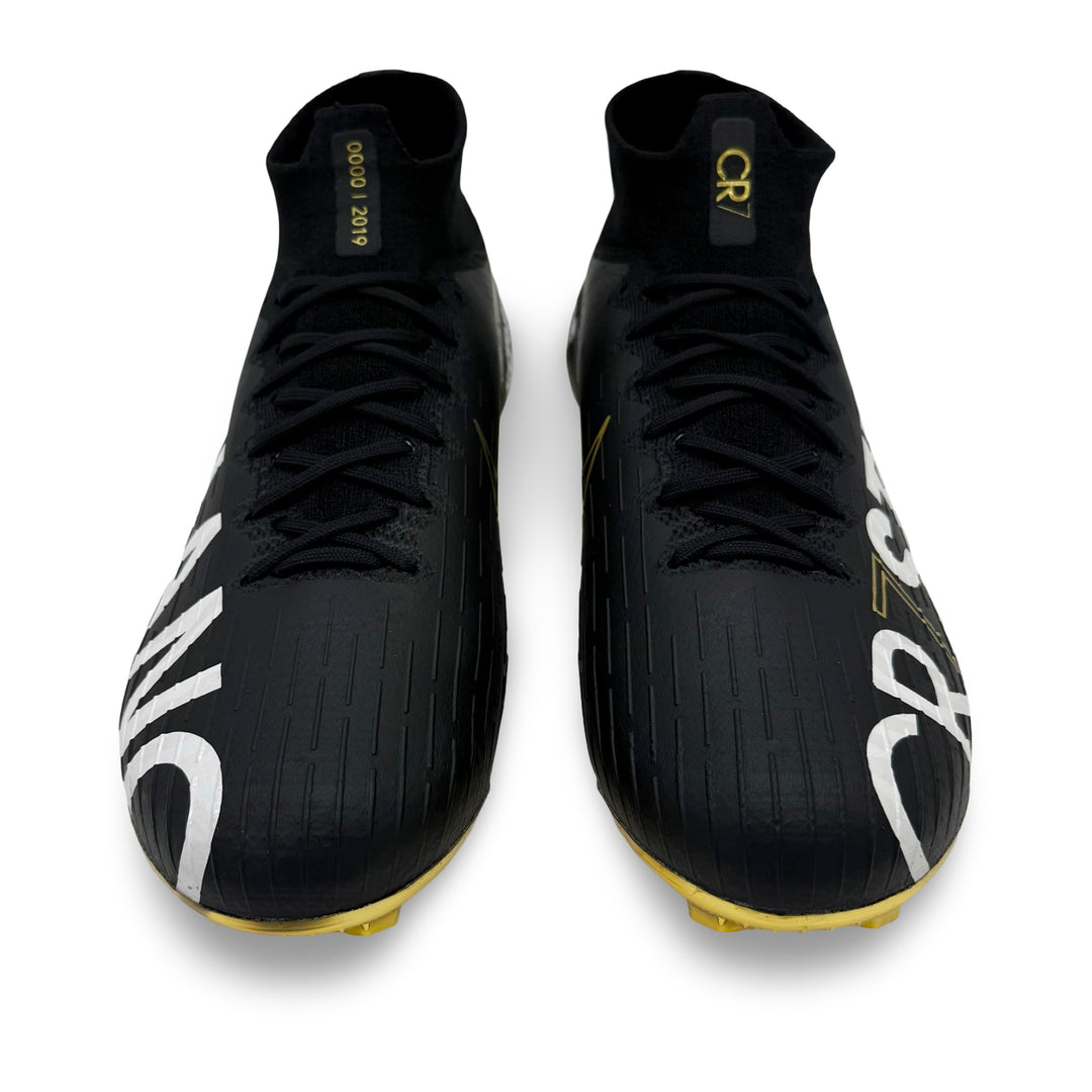Cristiano Ronaldo | Match-Issued Boots | CR7 Black Gold | 2018/19 | Juventus