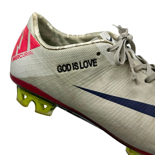 Aaron Lennon | Match Worn | Photo-Matched | 2011/12 | 1 Goal & 1 Assist | Nike Mercurial Vapor Superfly III