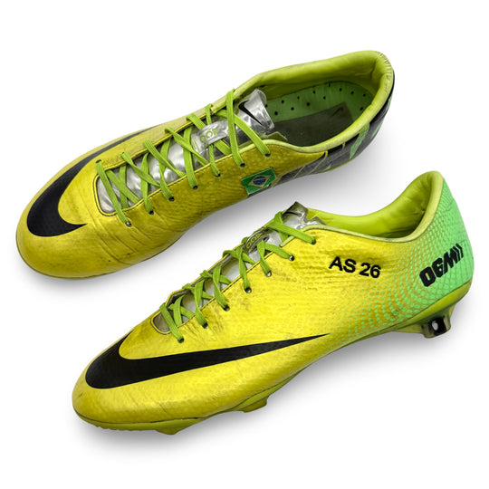 Alex Sandro | Player-Worn Boots | 2013/14 | Porto
