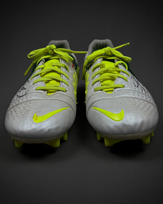 Kyle Naughton | Player-Worn Boots | 2012/13 | Tottenham