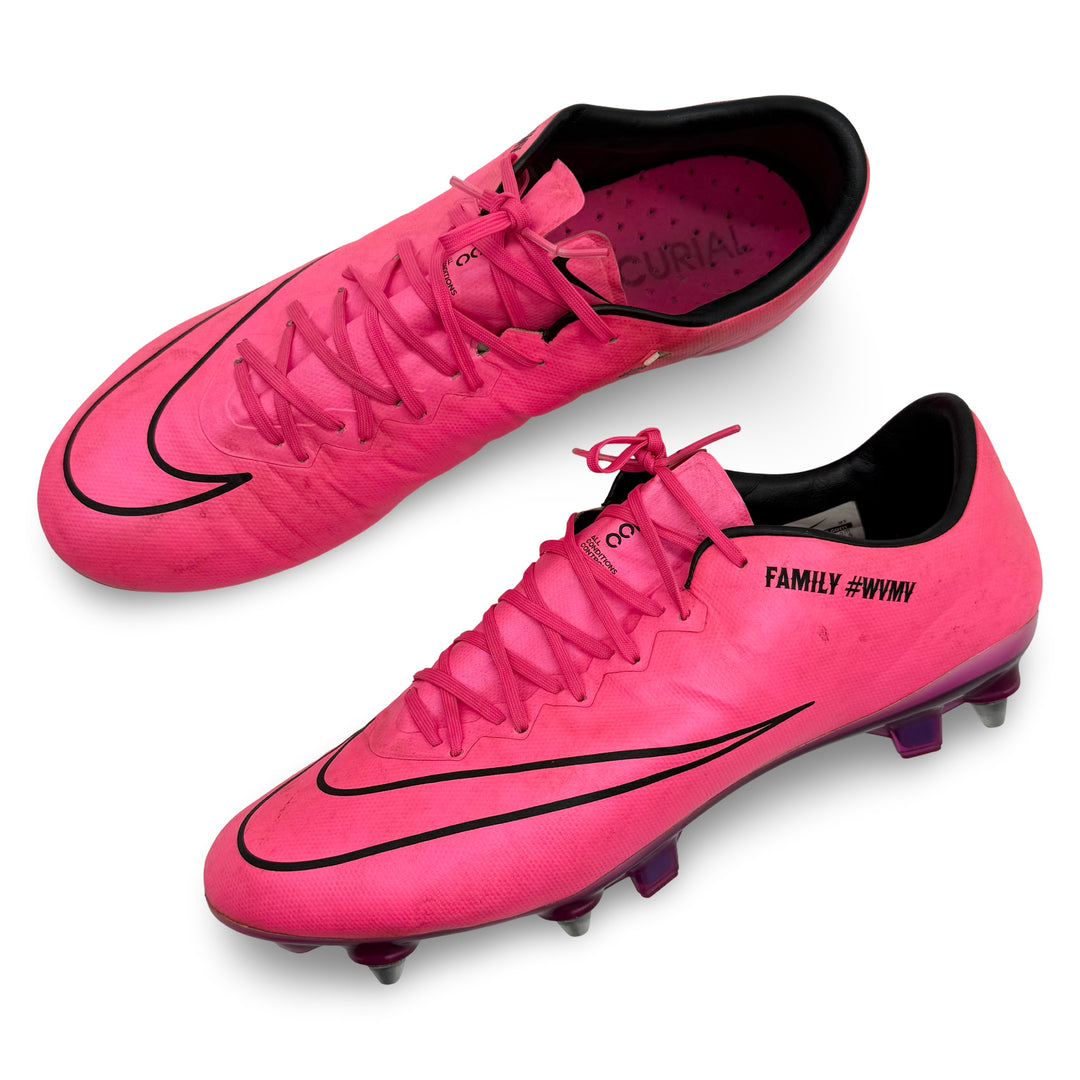 Willian Match Worn, 1 Goal Scored Nike Mercurial Vapor X - 2015/16