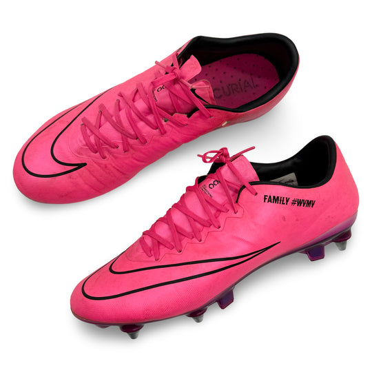 Willian Match Worn, 1 Goal Scored Nike Mercurial Vapor X - 2015/16