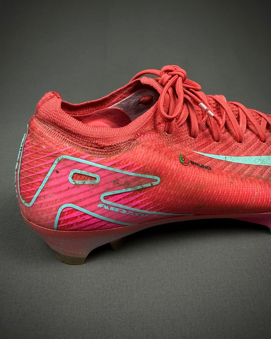 Bruno Fernandes | Match-Worn Boots | 2024/25 | 6 Goals inc. Hat-Trick | 2 Assists | Manchester United & Portugal