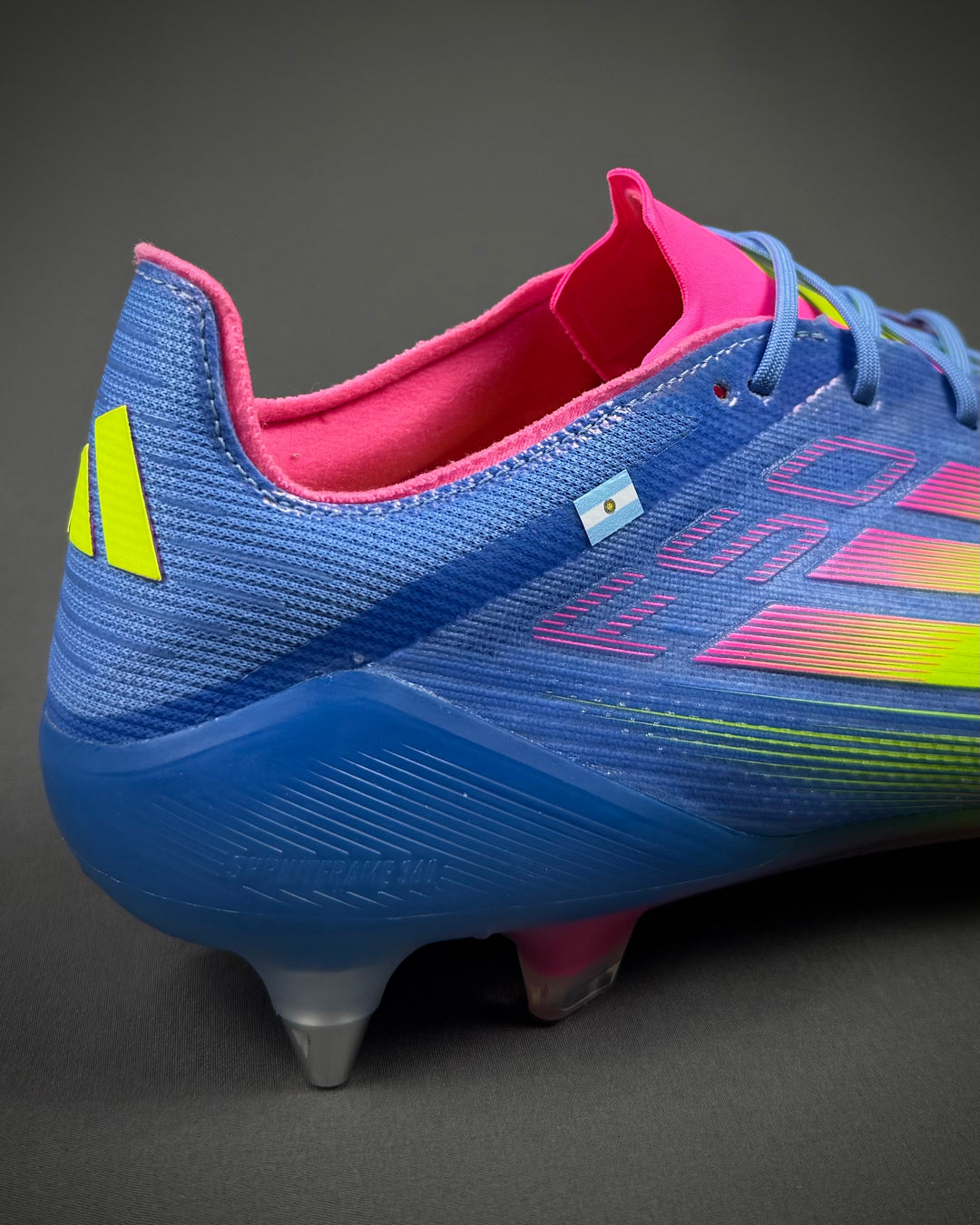 Lisandro Martínez | Match-Issued Boots | 2024/25 | Manchester United