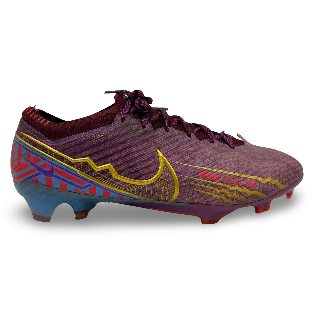 Alejandro Garnacho Match Worn, 2 Goals & 4 Assists (inc. 1st in Premier League 1st for MUFC), Photo-Matched Nike Air Zoom Mercurial Vapor 15 Elite KM - 2022/23