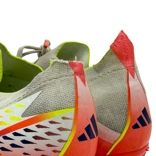 卡尔文·菲利普斯 (Kalvin Phillips) 比赛时穿过的、照片匹配的阿迪达斯 Predator Edge.1 - 2022/23 三冠王赛季和 2022 年 FIFA 世界杯