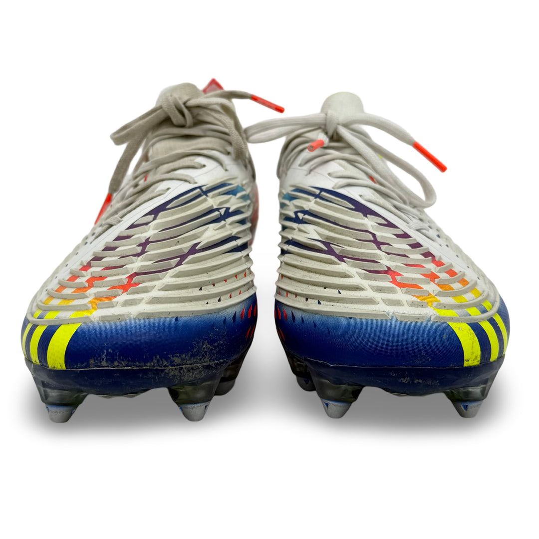 卡尔文·菲利普斯 (Kalvin Phillips) 比赛时穿过的、照片匹配的阿迪达斯 Predator Edge.1 - 2022/23 三冠王赛季和 2022 年 FIFA 世界杯