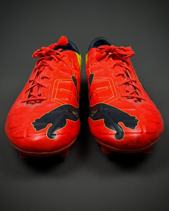 Nemanja Matić | Player-Worn Boots | 2013/14 | Chelsea