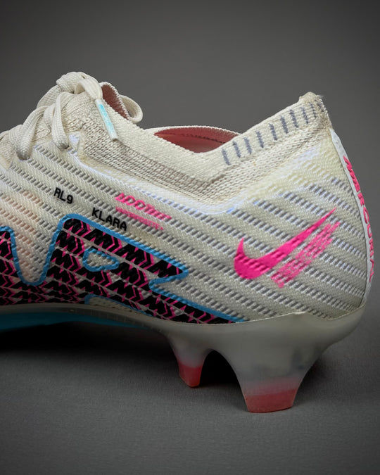 Robert Lewandowski | Match-Worn Boots | 2022/23 | 4 Goals | 1 Assist | Barcelona Debut Season
