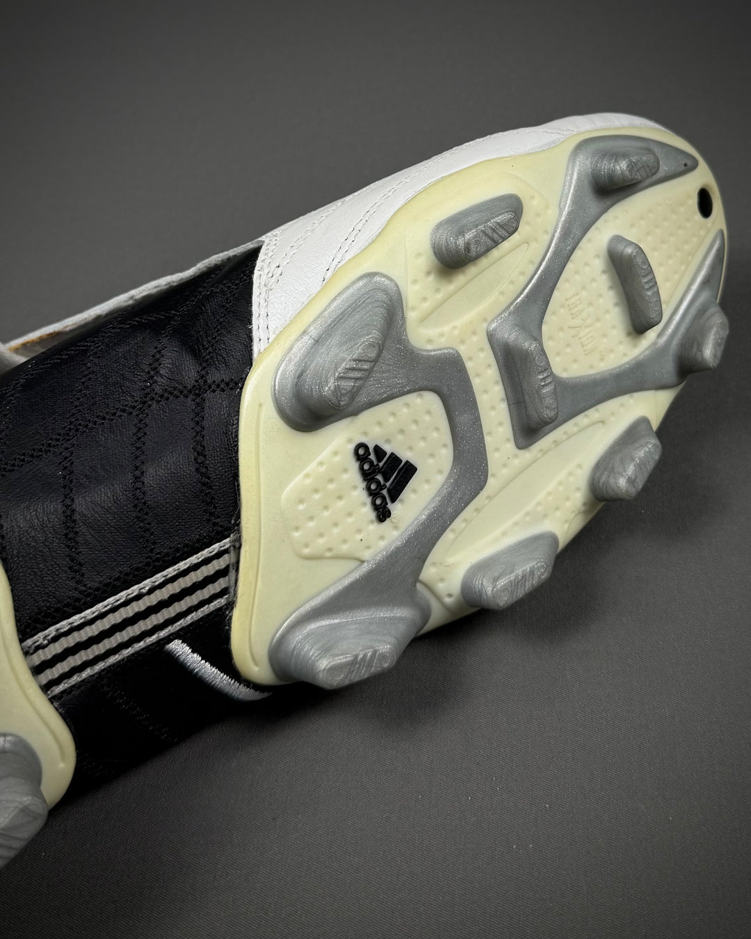 Arjen Robben | Match-Worn Boots | 2005/06 | Chelsea