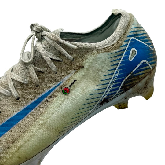 Bruno Fernandes | Match-Worn Boots | Photo-Matched | 2024/25 | 2 Assists | Manchester United & Portugal