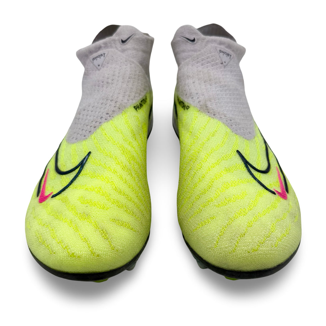 Nike Phantom GX Elite (temporada triple 2022/23), usada por Rodri, 1 gol, fotocombinada