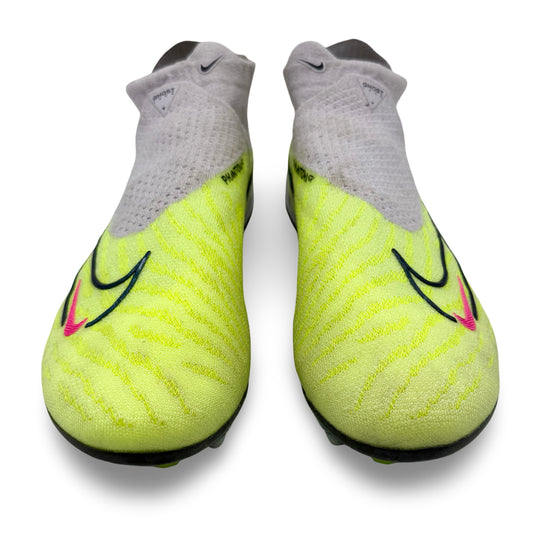 Nike Phantom GX Elite (temporada triple 2022/23), usada por Rodri, 1 gol, fotocombinada