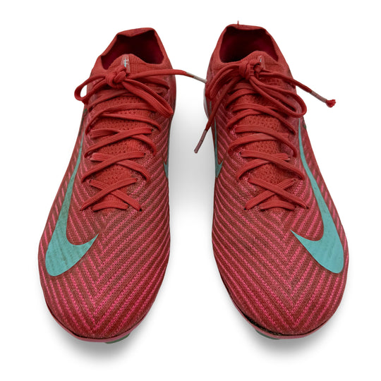 Bruno Fernandes | Match-Worn Boots | 2024/25 | 6 Goals inc. Hat-Trick | 2 Assists | Manchester United & Portugal