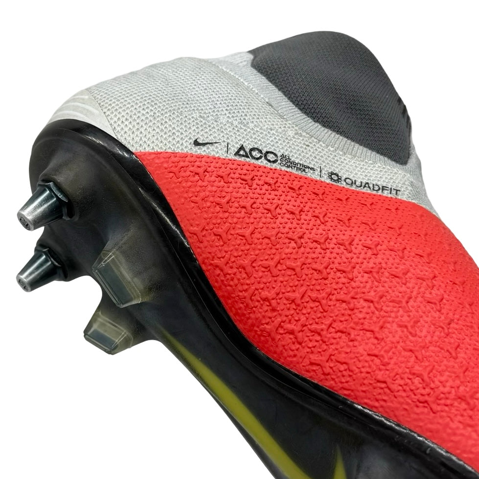 Riyad Mahrez | Match Worn | 2018/19 | Nike Phantom VSN Elite