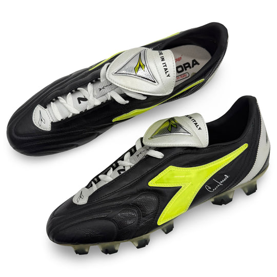 Gary Neville Match Issued Diadora Attiva RTX 12 - 2003/04