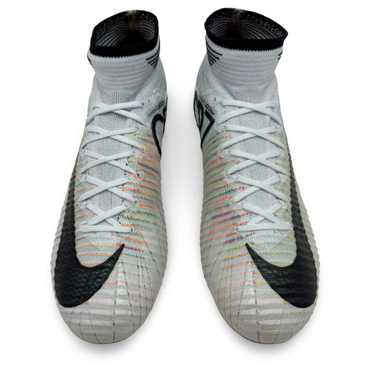Cristiano Ronaldo Match Issued Nike Mercurial Superfly V CR7 ‘Mehor’ - 2017 The Best FIFA Men’s Player Award Edition - 2017/18