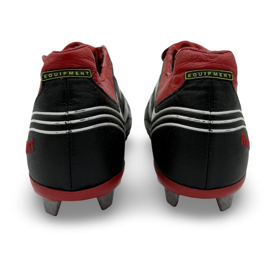 Adidas Predator Precision, usada em jogo por Patrick Kluivert e duplamente assinada - UEFA Euro 2000