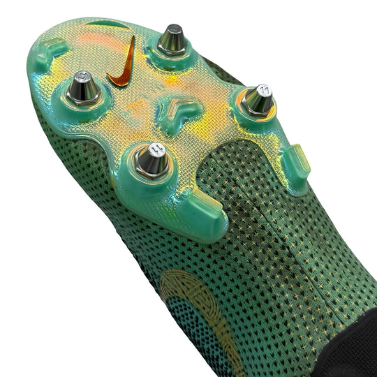 Cristiano Ronaldo | Match-Issued Boots | CR7 Chapter 6 | 2017/18 | Final Real Madrid Career Model