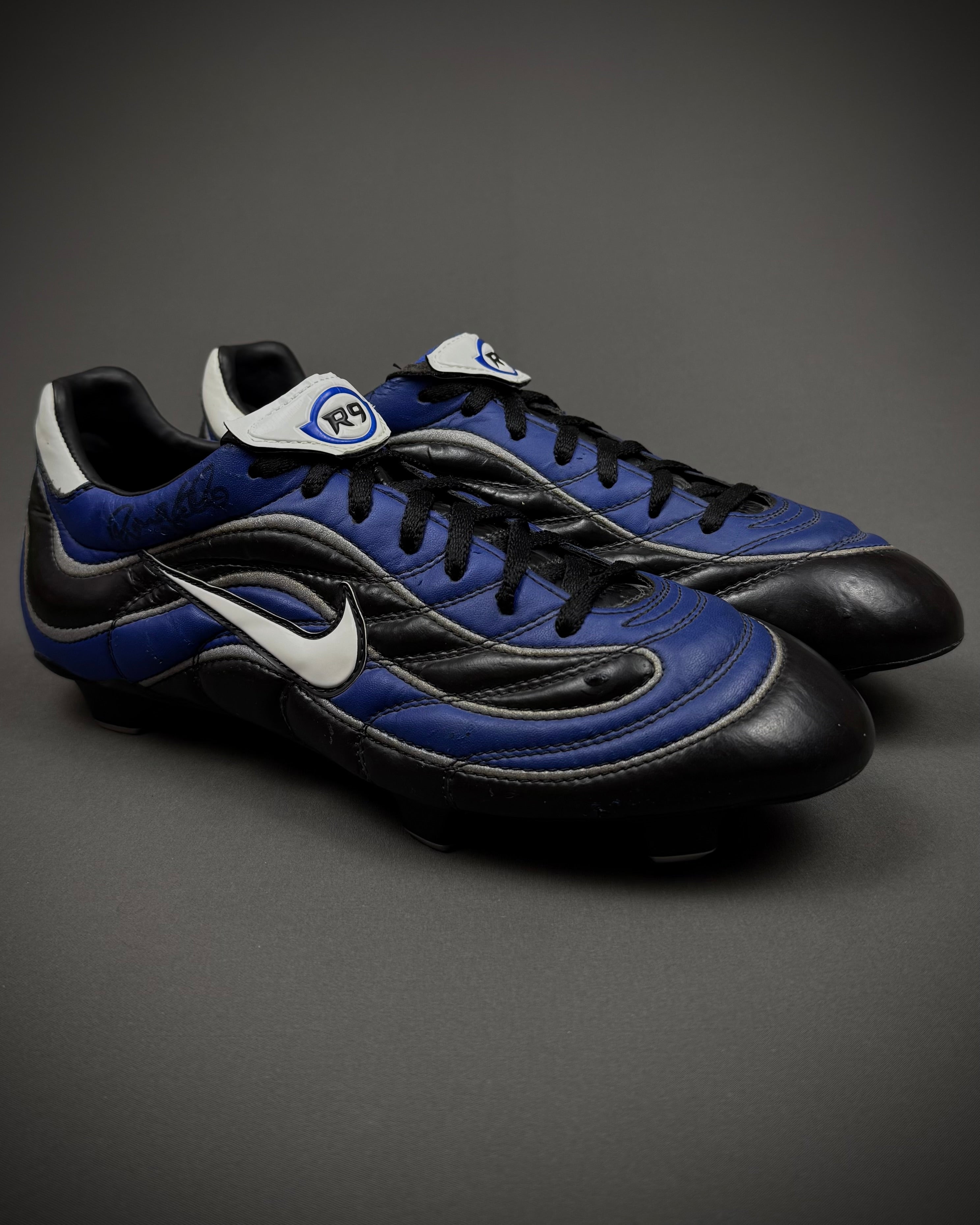 Ronaldo Nazário | Match-Worn Boots | 1998/99 | Inter Milan – BC