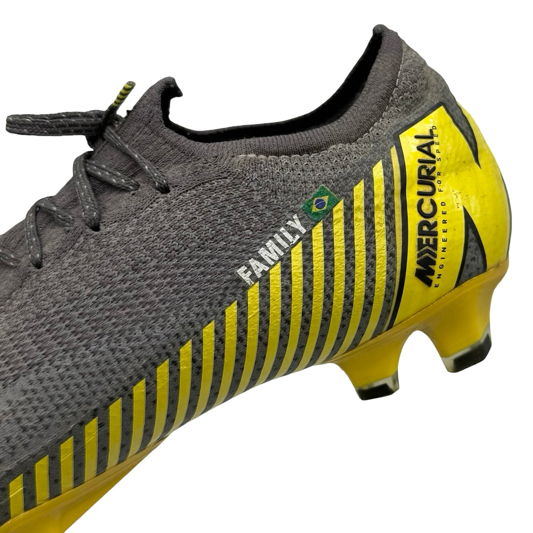 Willian Match Worn, 5 Assists, Dual Signed Nike Mercurial Vapor 12 Elite - 2019 UEFA Europa League Final & 2018/19