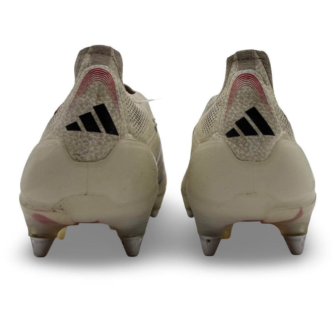 Adidas Predator Elite Laceless de Edson Álvarez, usadas en partidos y fotocombinadas - 2024/25