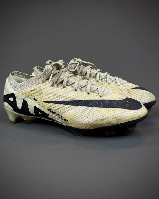 Rasmus Højlund | Match-Worn Boots | 2023/24 | 4 Goals | Manchester United & Denmark