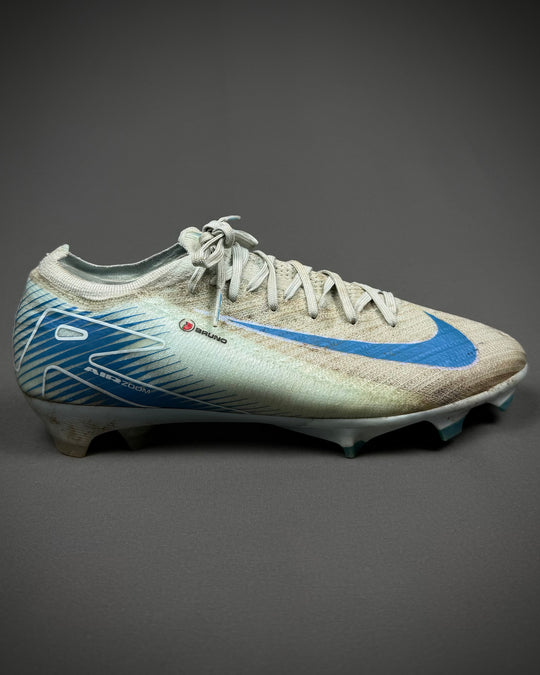 Bruno Fernandes | Match-Worn Boots | 2024/25 | 2 Assists | Manchester United & Portugal