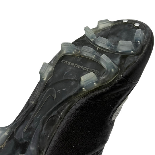 Nike T90 Laser 1 de Michael Essien, usada en partidos, fotocomparada y con 1 gol marcado - 2007/08