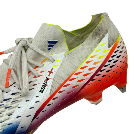 卡尔文·菲利普斯 (Kalvin Phillips) 比赛时穿过的、照片匹配的阿迪达斯 Predator Edge.1 - 2022/23 三冠王赛季和 2022 年 FIFA 世界杯