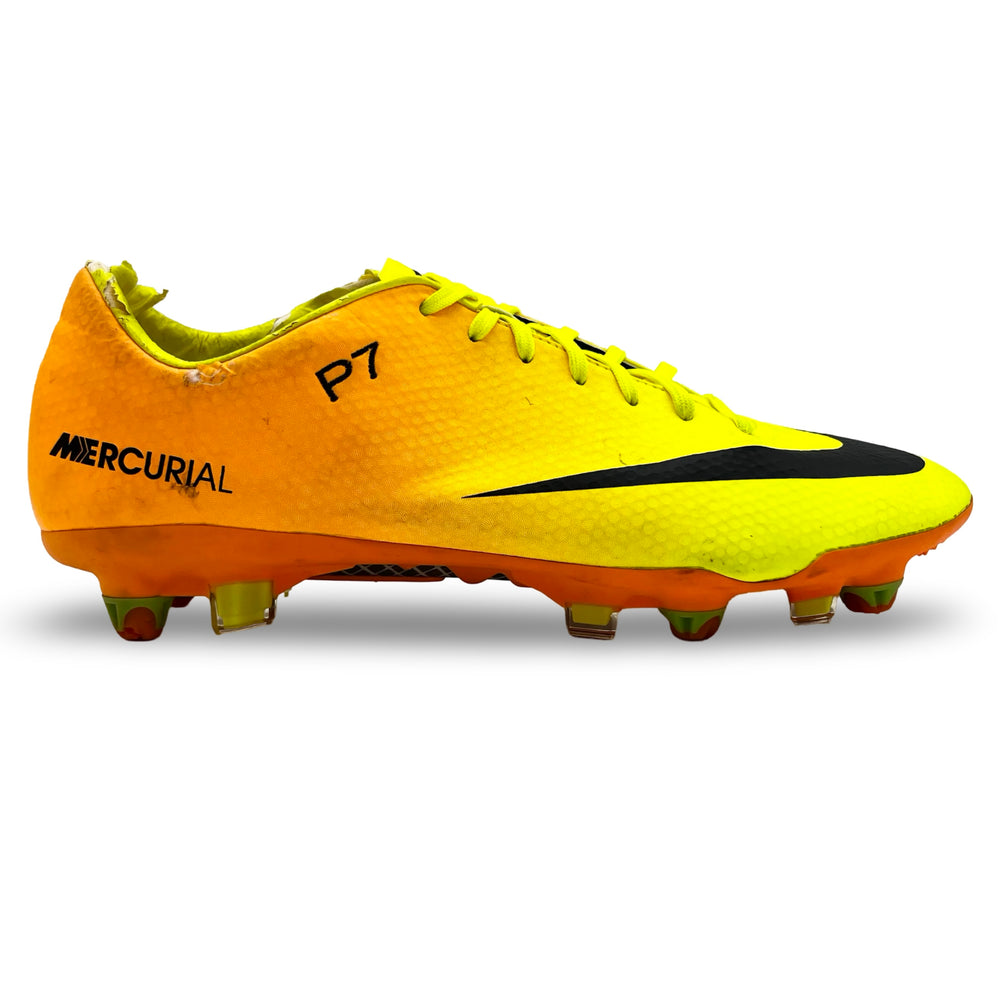 Alexandre Pato Partido Nike Mercurial Vapor IX
