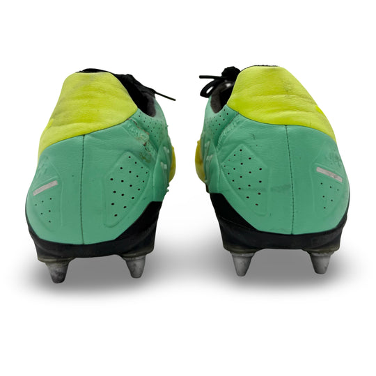 Toby Alderweireld Match Worn Nike CTR360 Maestri III - 2013/14