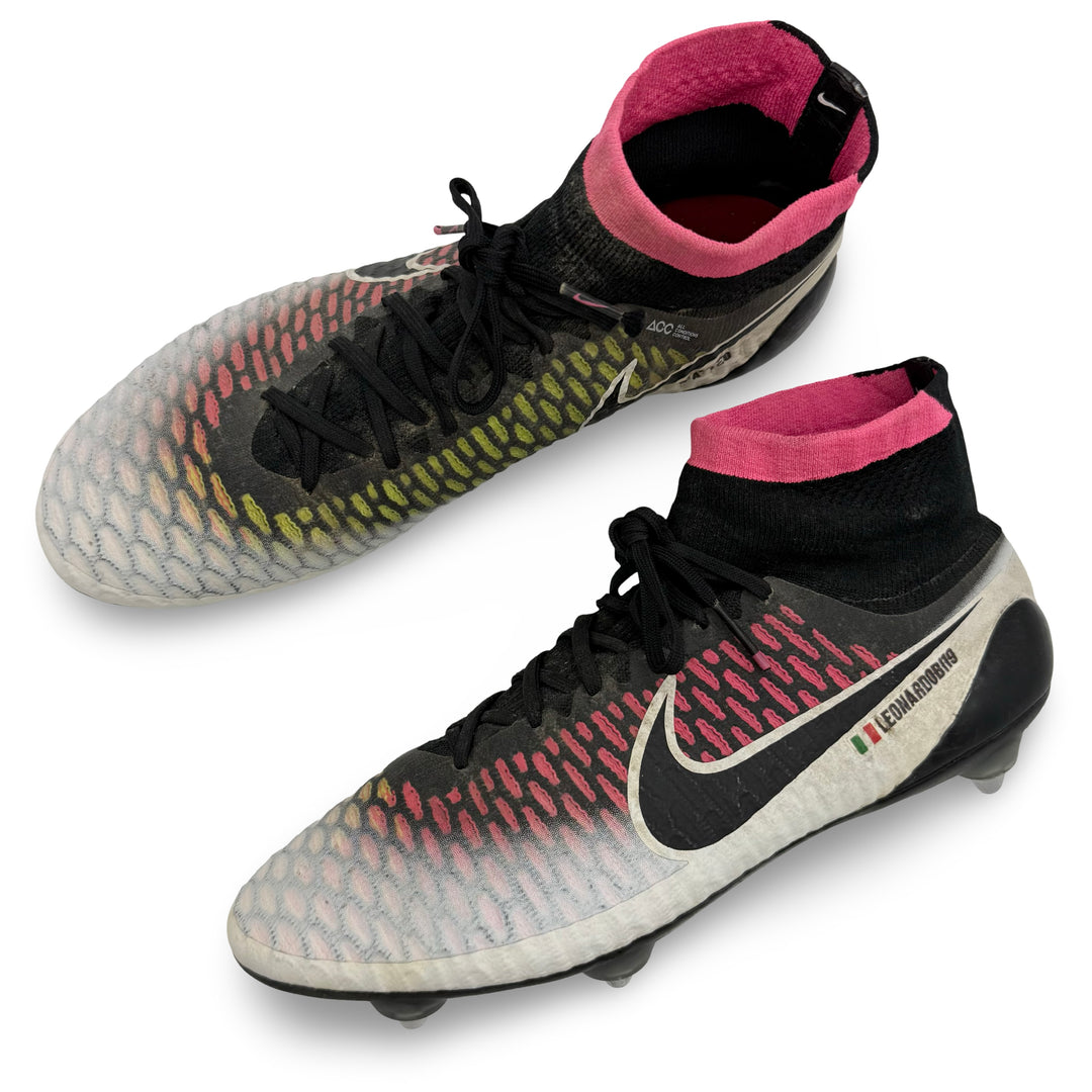 Leonardo Bonucci Match Worn Nike Magista Obra - 2015/16