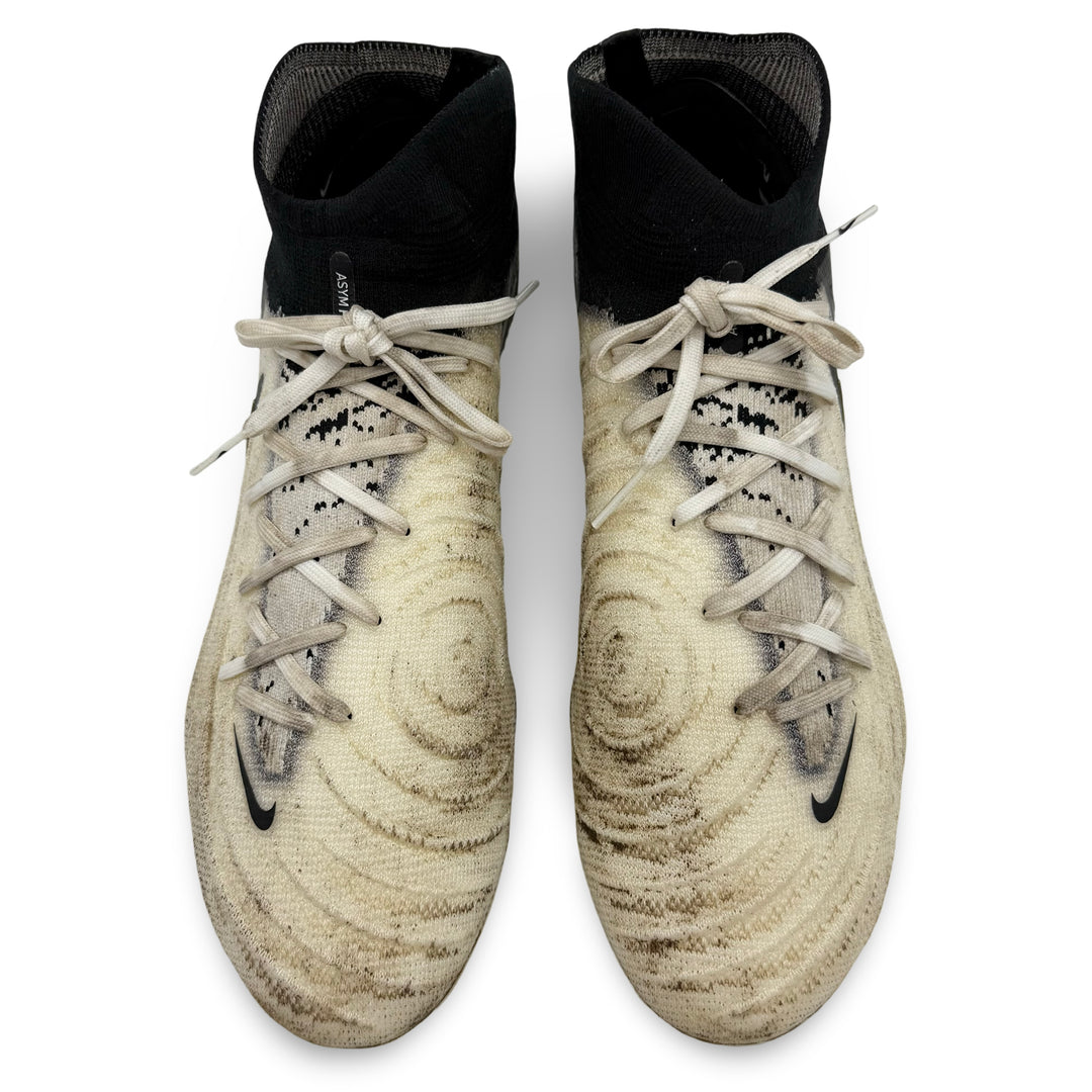 Kevin De Bruyne Match Worn, 2 Goals Scored (Inc. 100th For Man City) & 9 Assists, Photo-Matched Nike Phantom Luna II Elite - 2023/24 4-In-A-Row Season