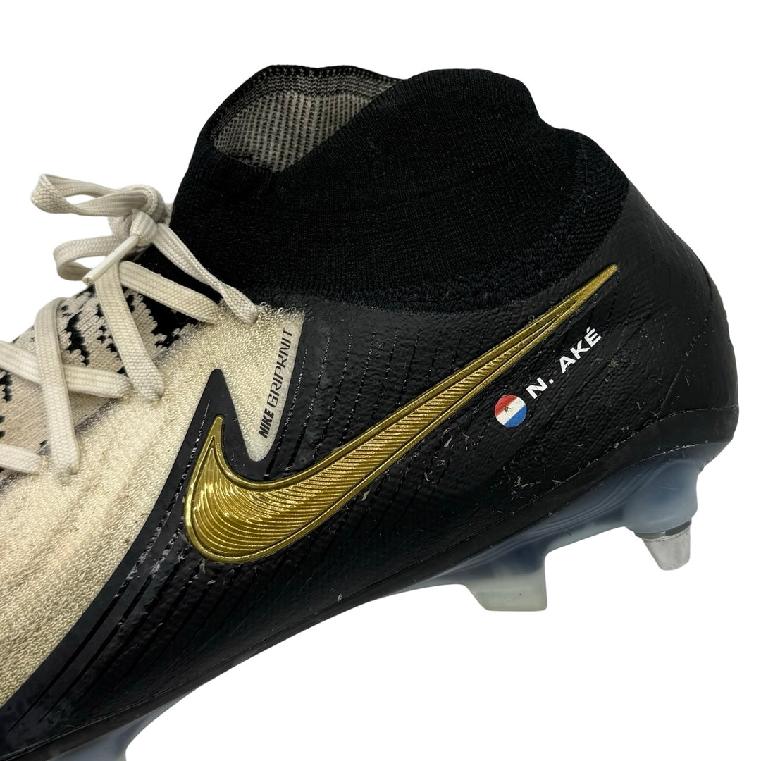 Nathan Aké 比赛穿着、照片匹配 Nike Phantom II Luna - 2023/24 年、2024 年足总杯决赛
