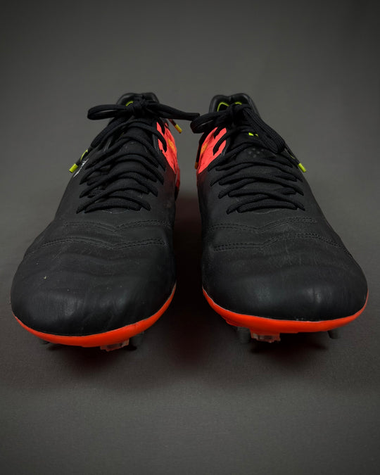 Gerard Piqué | Match-Worn Boots | 2016/17 | Barcelona