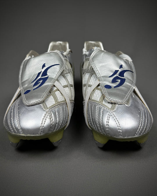 Sir David Beckham | Player-Worn Boots | 2009/10 | Final England International Career Model