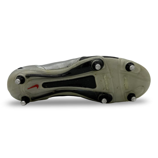 リオ・ファーディナンド選手着用 Nike T90 Laser II 2009/10