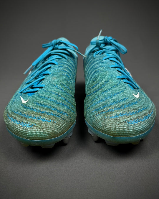 Marc Guéhi | Match-Worn Boots | 2024/25 | 2 Goals | 2 Assists | 8 Clean Sheets | Crystal Palace & England