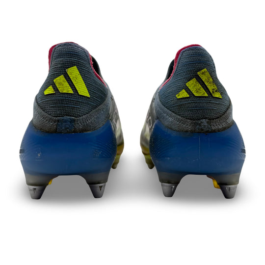 Jarrod Bowen, jugador de fútbol, ​​6 goles y 3 asistencias, fotocombinada: Adidas F50 Elite Laceless - 2024/25