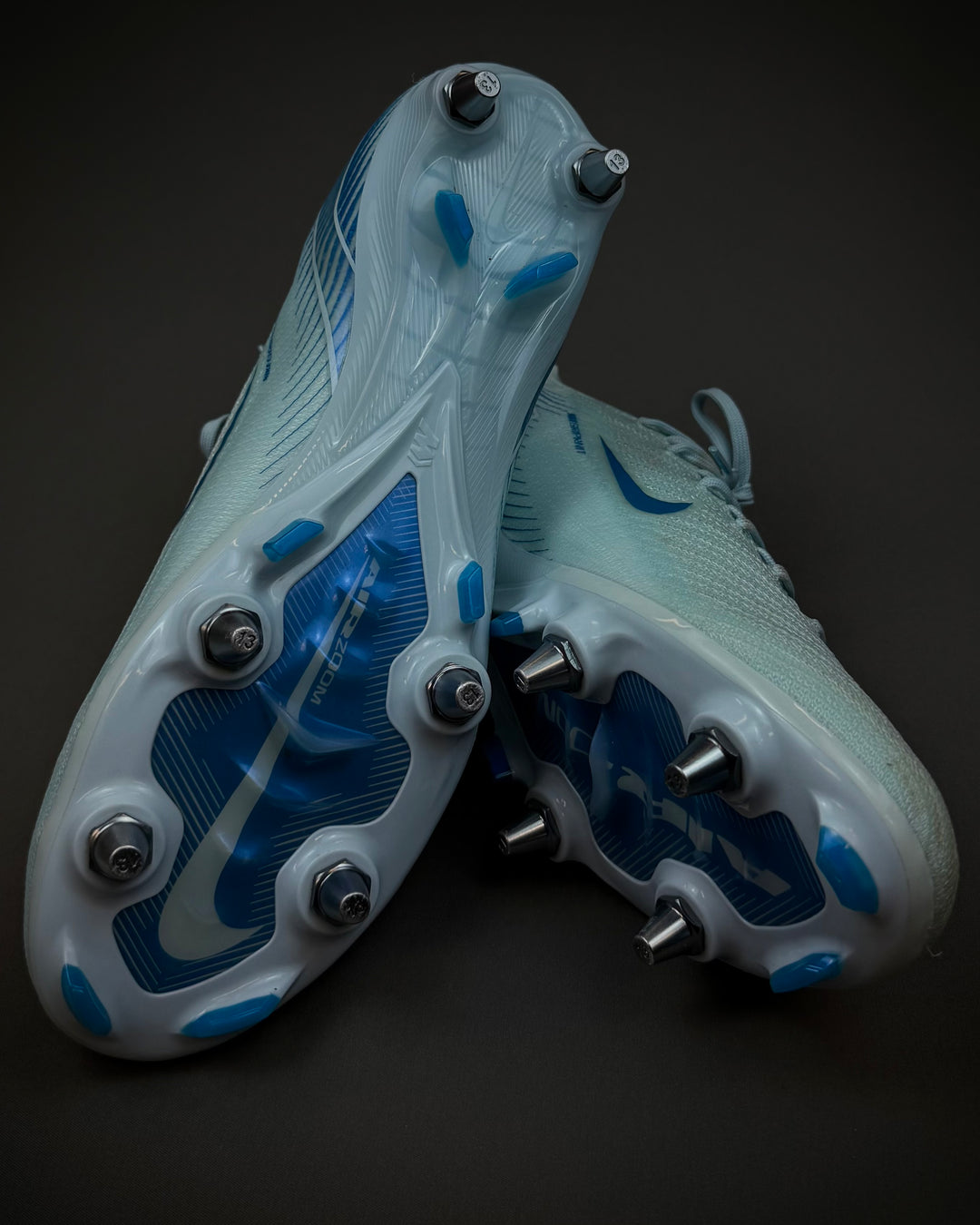 Alphonso Davies | Match-Worn Boots | 2024/25 | Bayern Munich