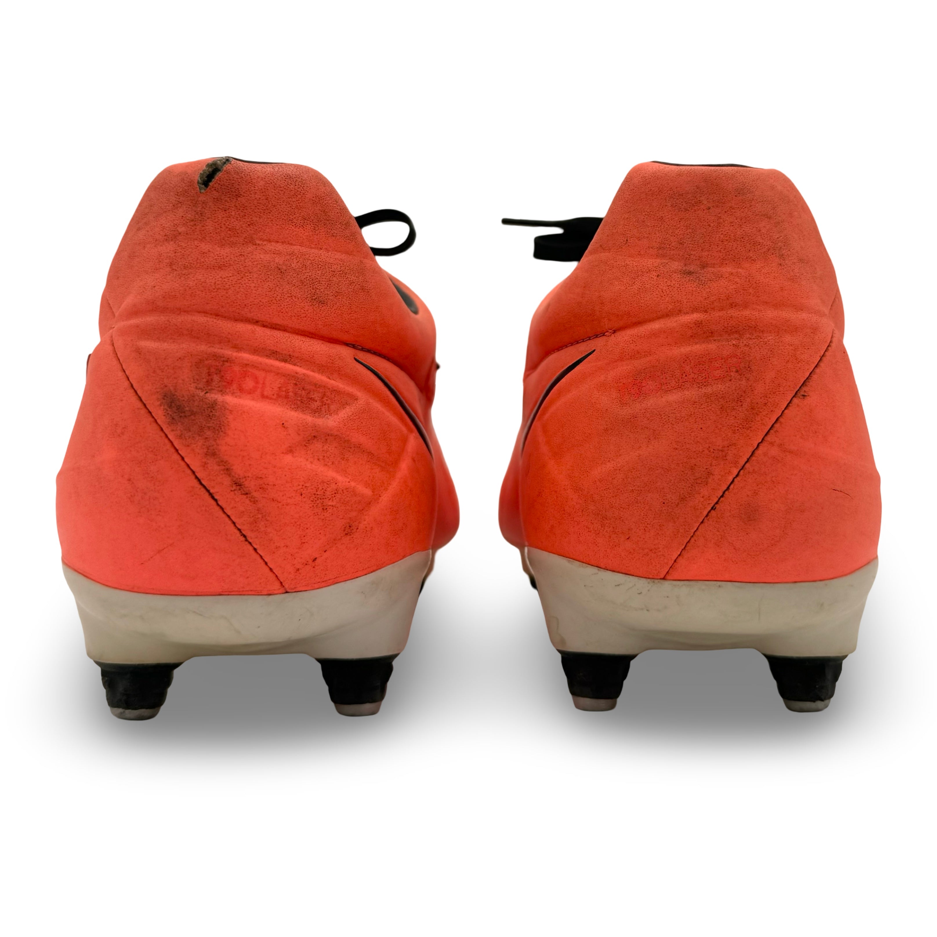 rio ferdinand's nike total 90s football boots