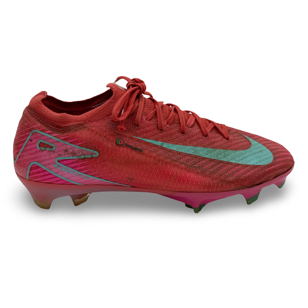 Bruno Fernandes | Match-Worn Boots | 2024/25 | 6 Goals inc. Hat-Trick | 2 Assists | Manchester United & Portugal