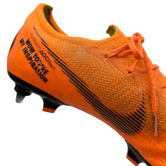 Romelu Lukaku Match Worn, 7 Goals & 1 Assist, Photo-Matched Nike Mercurial Vapor 12 Elite - 2017/18