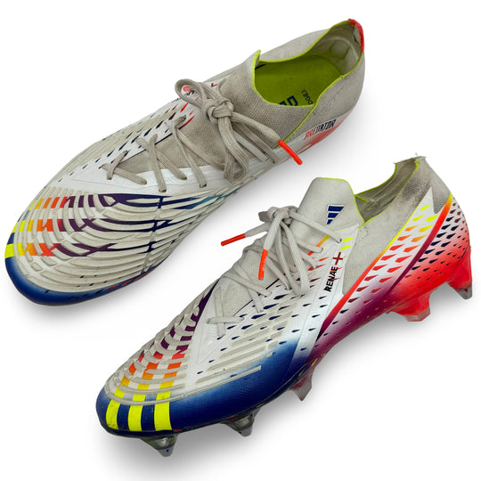 卡尔文·菲利普斯 (Kalvin Phillips) 比赛时穿过的、照片匹配的阿迪达斯 Predator Edge.1 - 2022/23 三冠王赛季和 2022 年 FIFA 世界杯