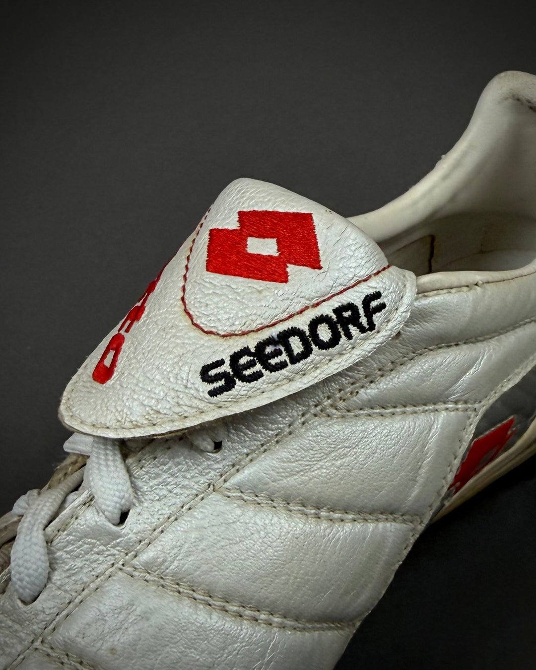 Clarence Seedorf | Match-Worn Boots | 2005/06 | 2006/07 | 2007/08 | 4 Goals | 3 Assists | AC Milan