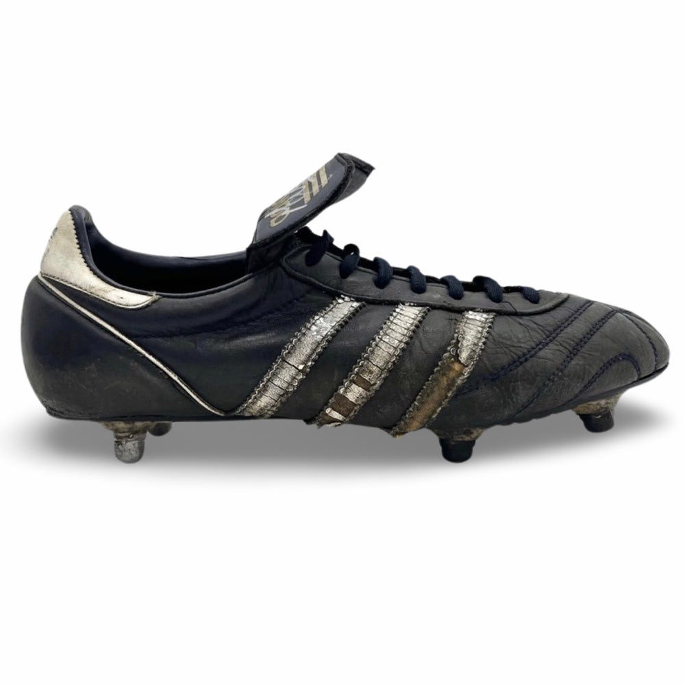 Mark Hughes partido desgastado Adidas Profi firmado 1985 FA Cup Final