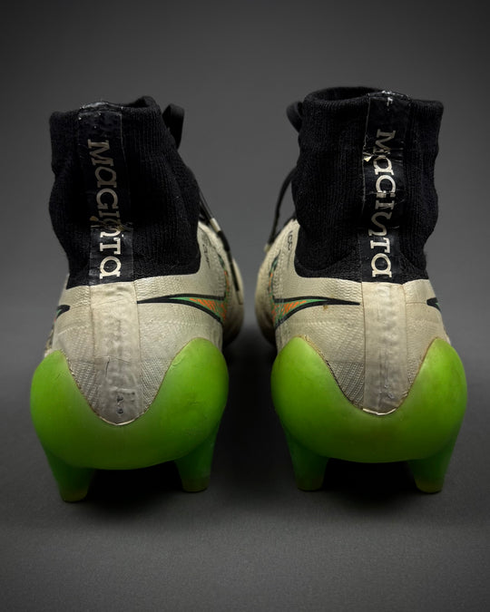 Nathaniel Clyne | Player-Worn Boots | 2014/15 | Southampton