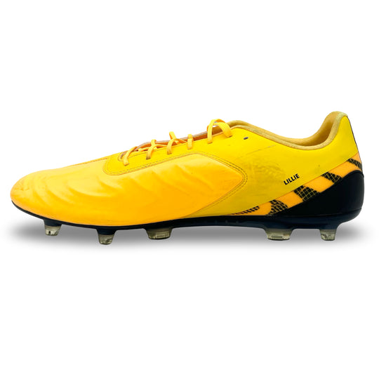 ハリー・マグワイアのトレーニング着用 Puma ONE 20.1