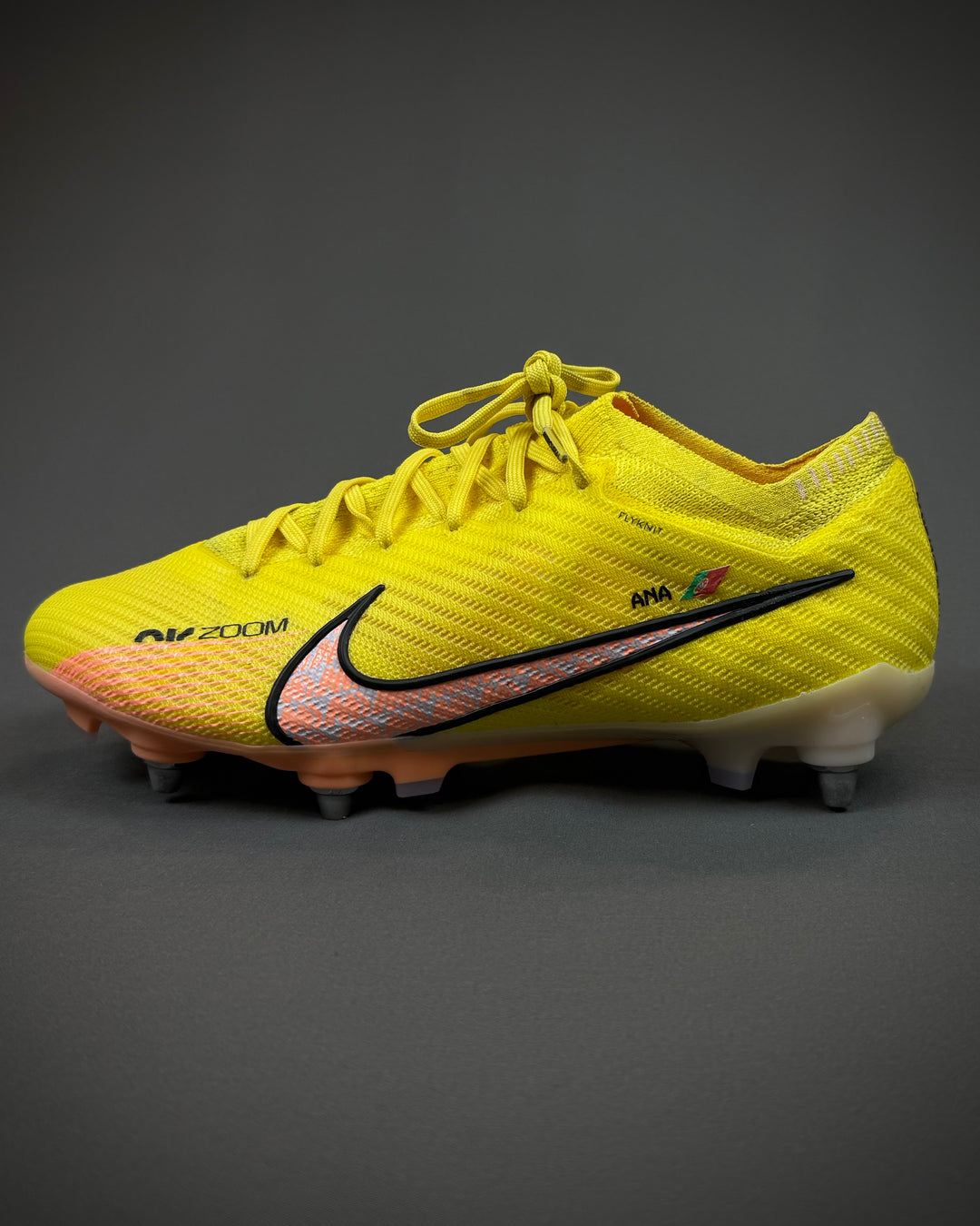 Bruno Fernandes | Player-Worn Boots | 2022/23 | Manchester United